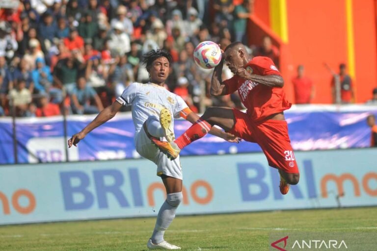 Pertarungan Seru: Semen Padang, PSS Sleman, dan Barito Putera Berjuang Bebas dari Degradasi