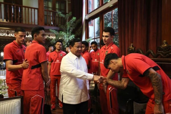 Presiden Mengingatkan Timnas untuk Terus Berjuang Meski Sudah Lolos ke Playoff