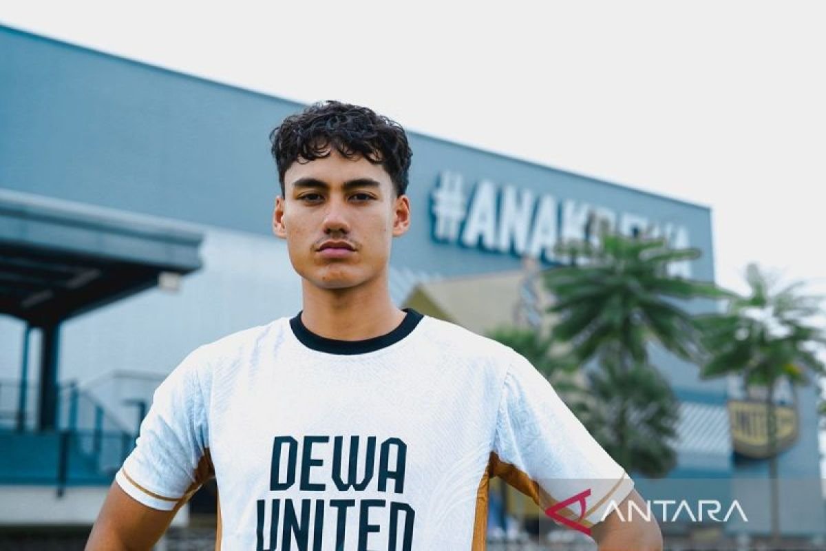 Rafael Struick Resmi Jadi Pemain Dewa United