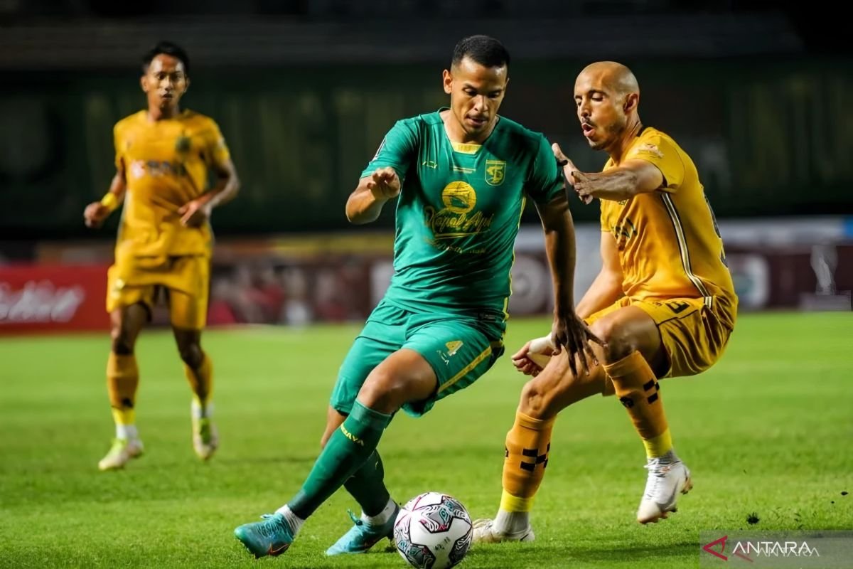 Persebaya Secara Resmi Perkenalkan Leo Lelis sebagai Penggawa Asing ke-9