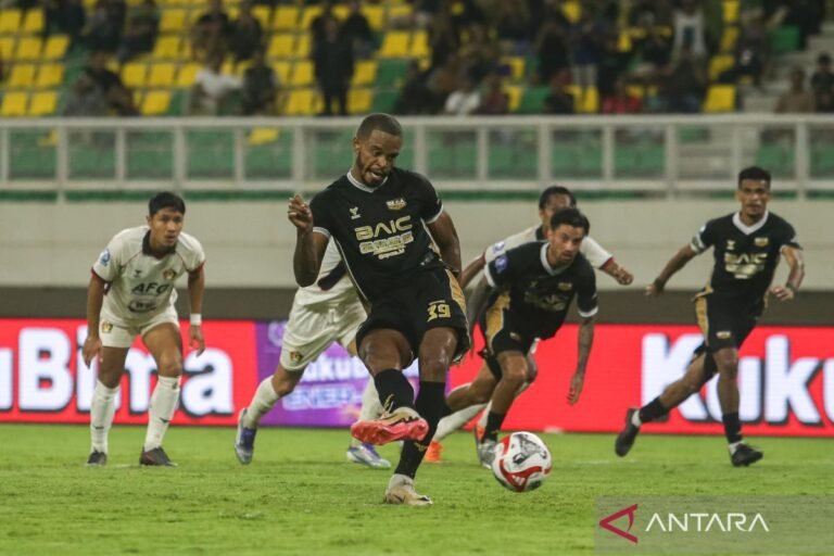 Laga Dewa United vs. Persija Digelar Tanpa Penonton